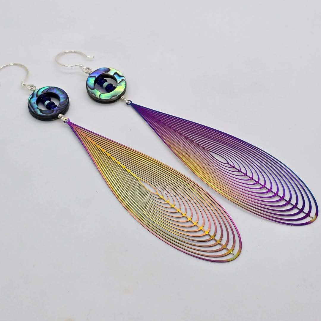 Iridescence Feathers